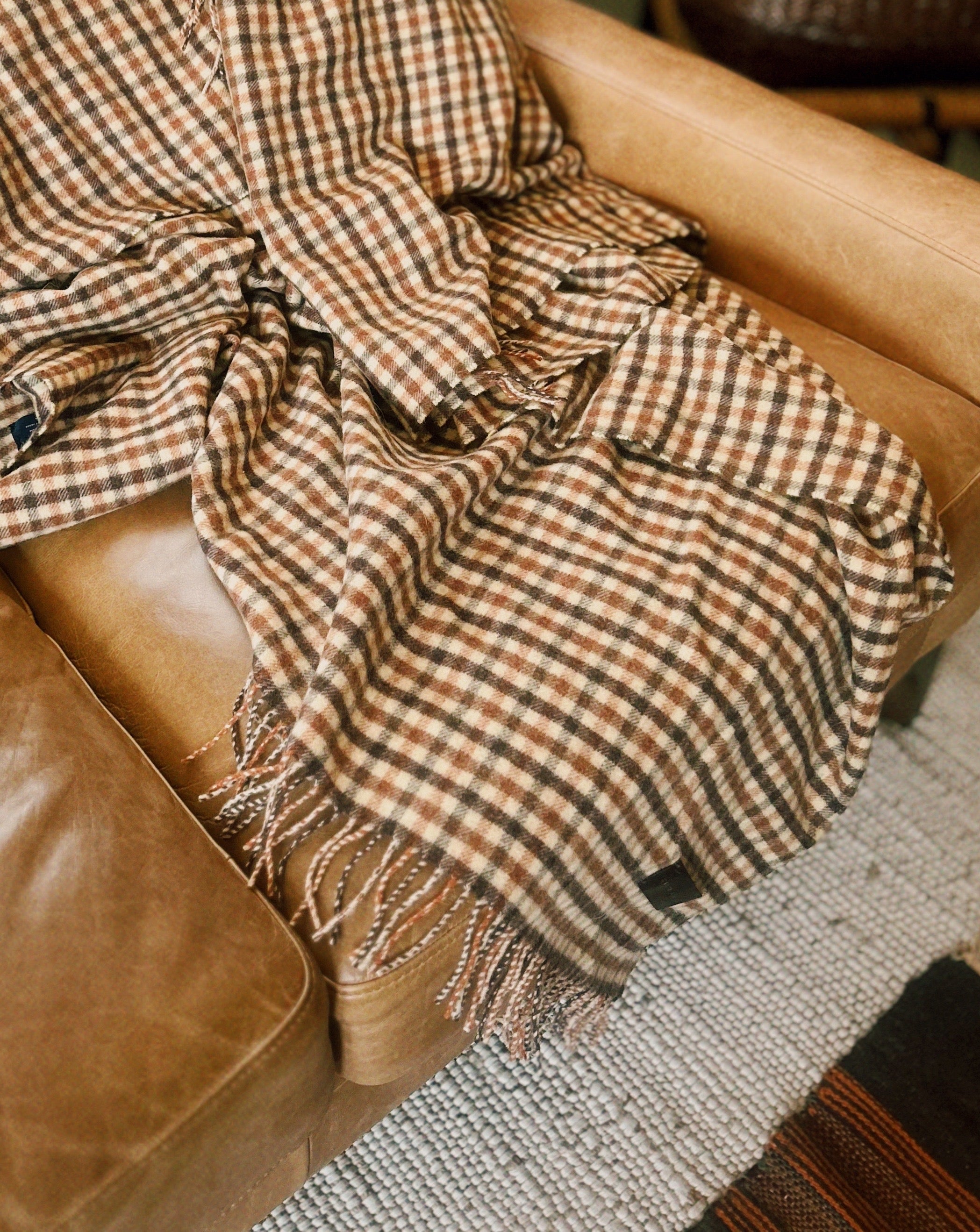 Ralph Lauren Byrdcliffe 100% Lambswool Throw